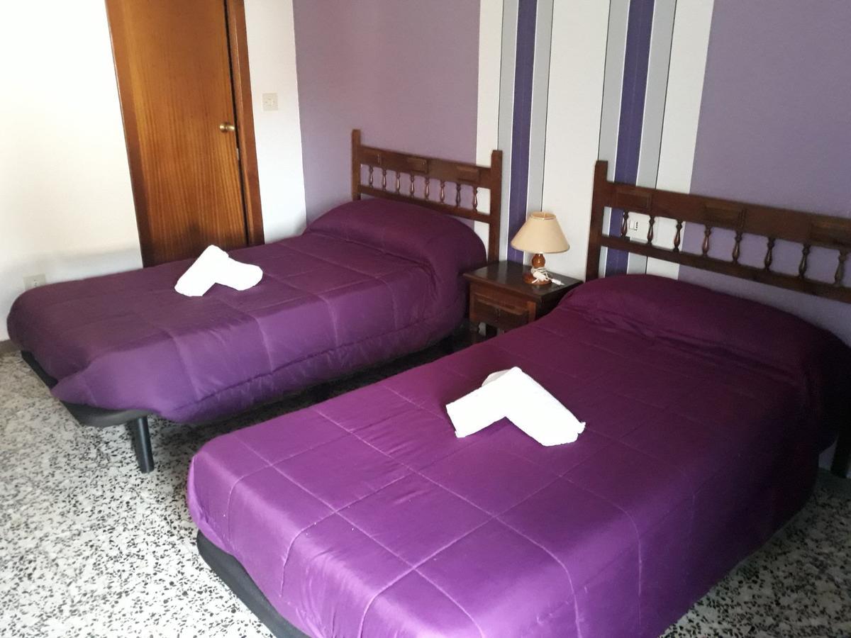 Hostal Alcorisa 外观 照片